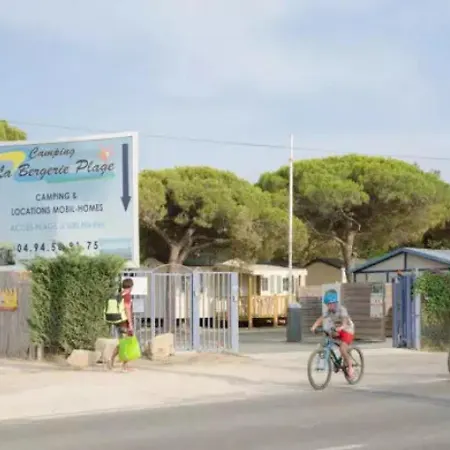 Mobilhome 4 Etoiles - Eebaef *